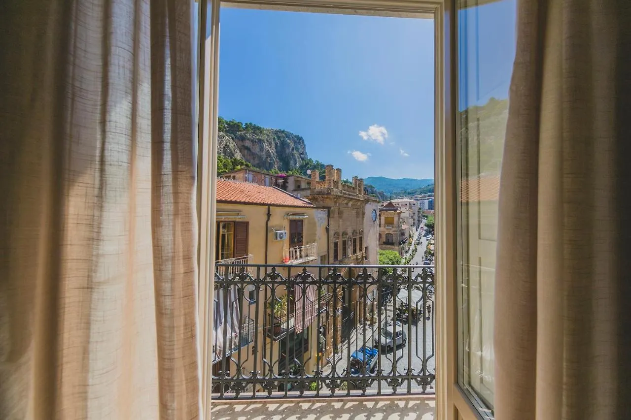 Cefalu Design Suites 3*,