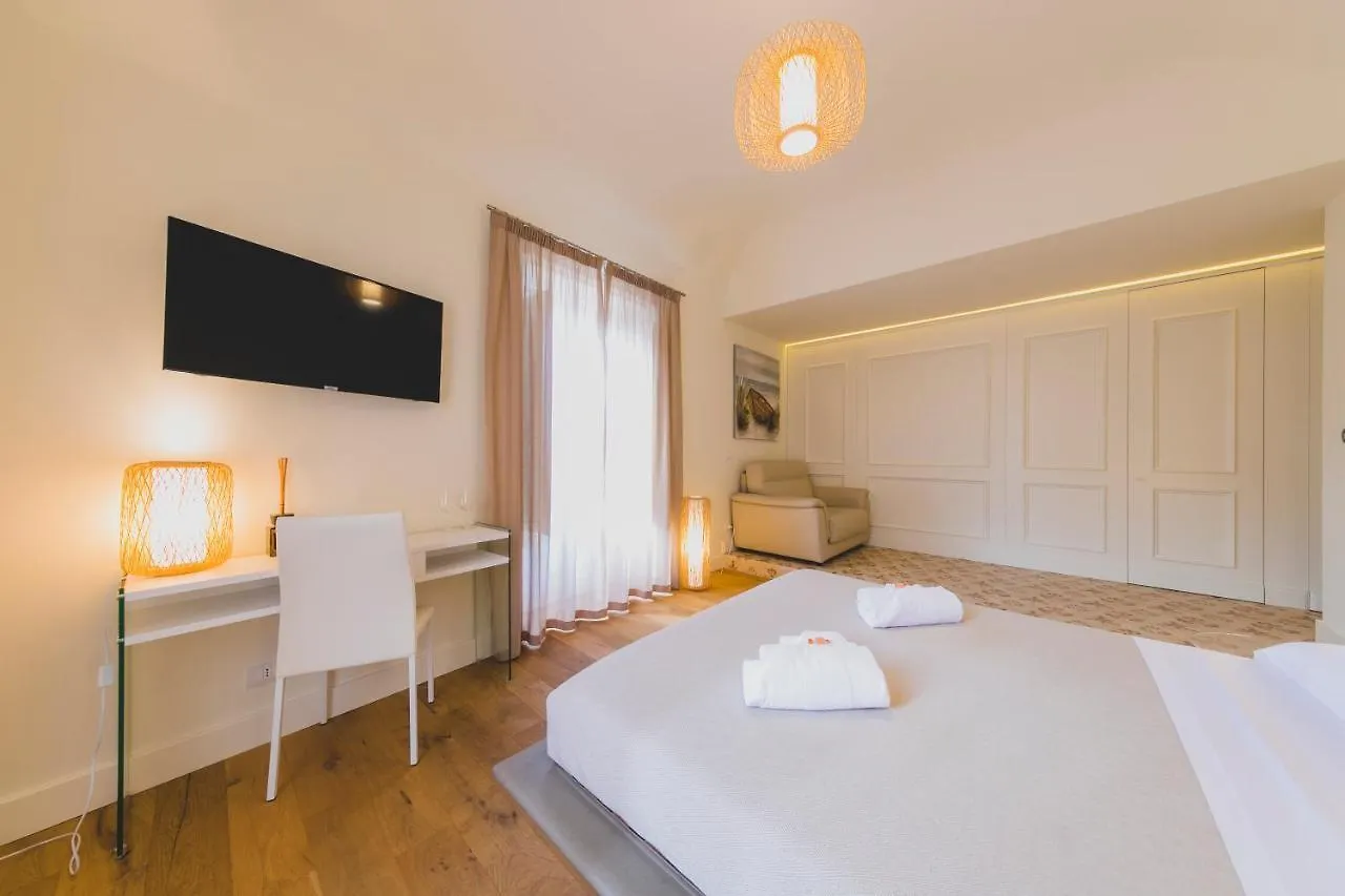 Cefalu Design Suites Italia
