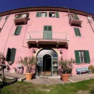 La Casa Dei Carrai Couette-café Pitigliano
